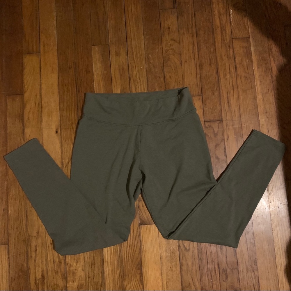 American Eagle leggings